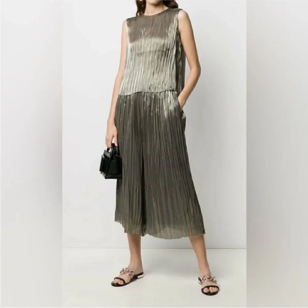NWT Vince Metallic Pleated pant set, M